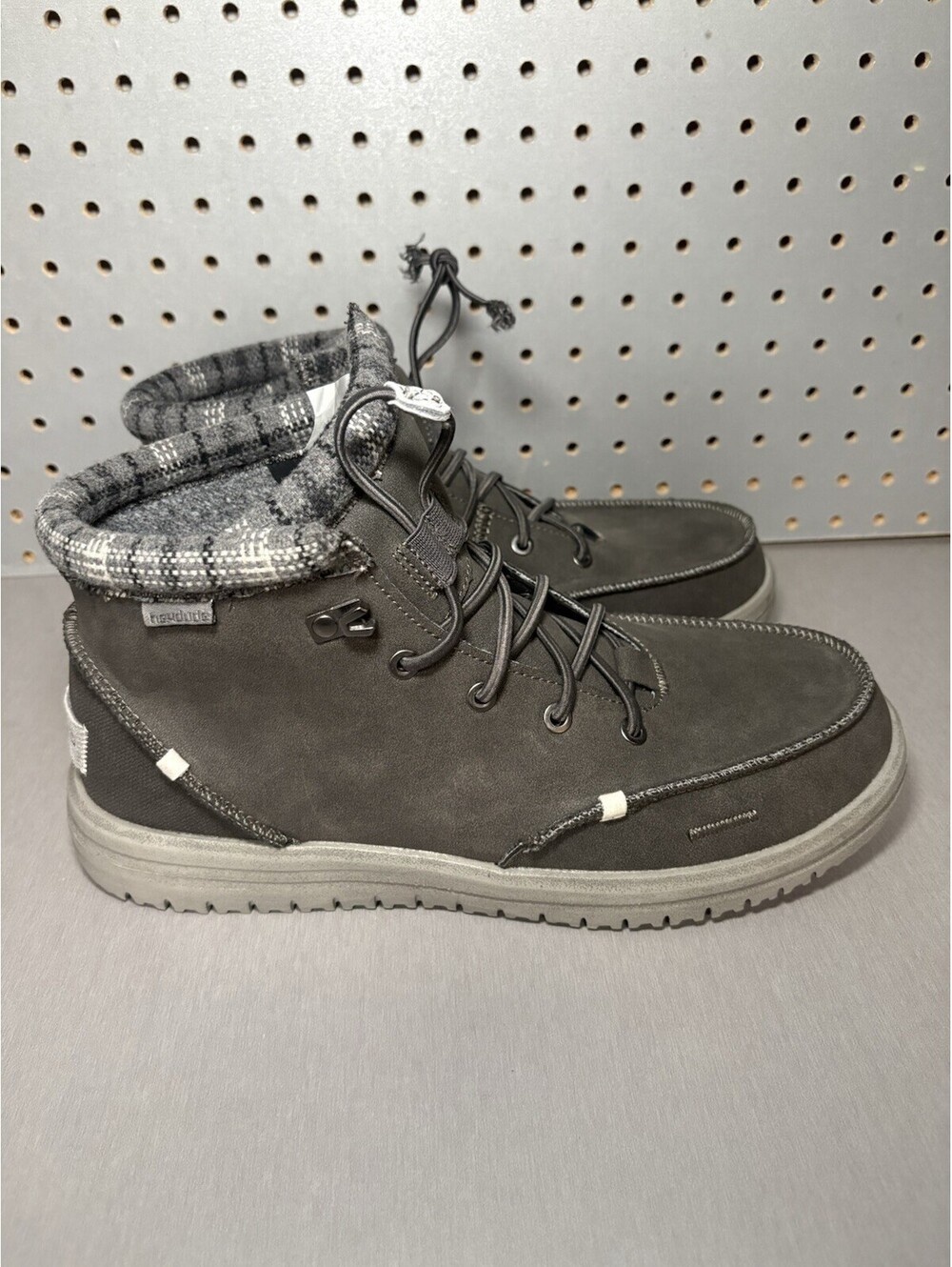 Hey Dude Bradley Boots Shoes Mens Sz 10 Dark Gray Grey NWT NEW FLAW READ